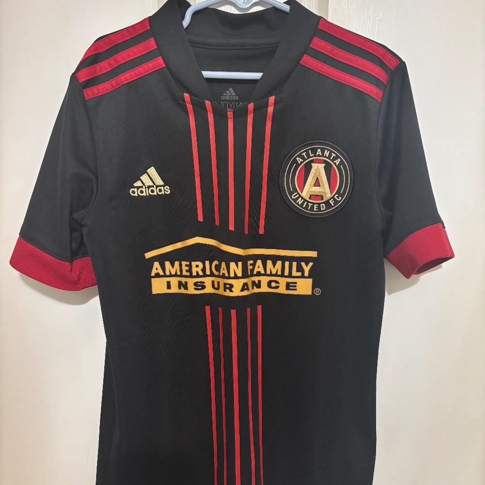 Atlanta United FC Adidas jersey- youth Small